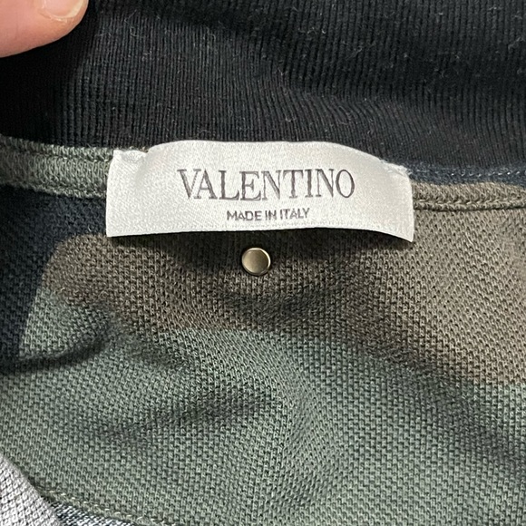 EUC Men’s X-Small Valentino Camouflage Short-sleeve Polo Shirt In Army Green - Picture 5 of 11